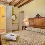A Palazzo Couette-café