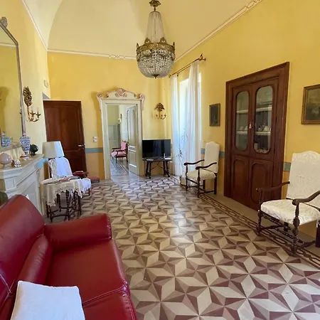 Couette-café A Palazzo 3*