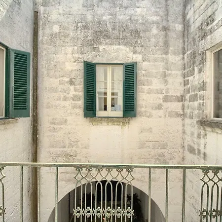 A Palazzo Gagliano del Capo