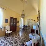 לינה וארוחת בוקר A Palazzo 3*