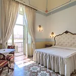 A Palazzo לינה וארוחת בוקר