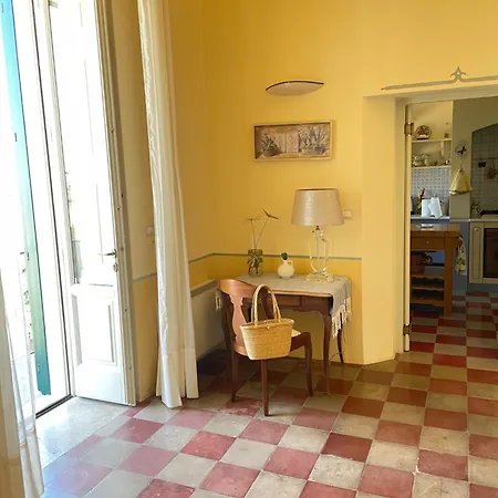 A Palazzo 3*