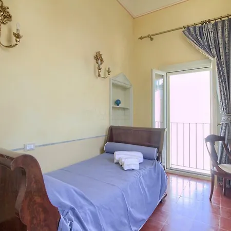 Oda ve Kahvaltı A Palazzo 3*