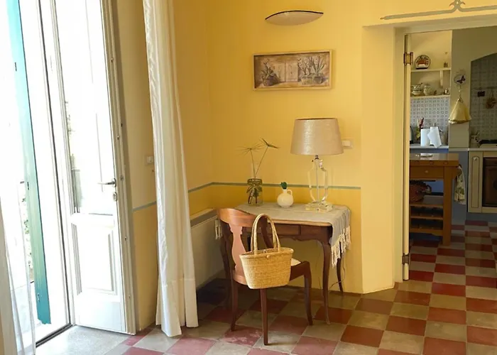 A Palazzo 3*