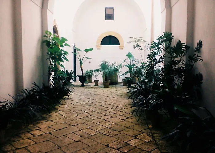 A Palazzo 3* Gagliano del Capo