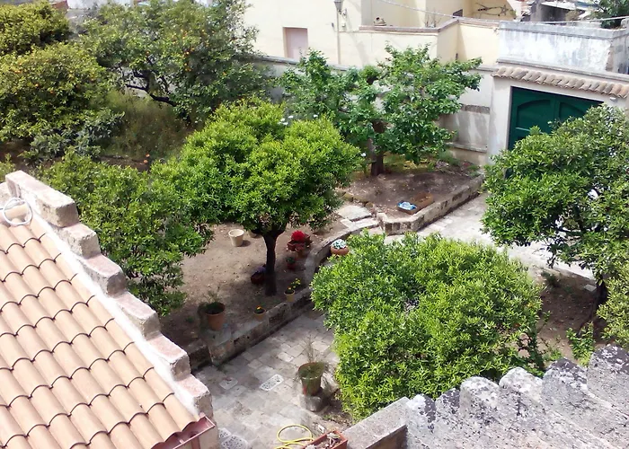 לינה וארוחת בוקר A Palazzo גאליאנו דל קאפו