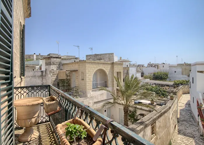 A Palazzo לינה וארוחת בוקר 3*