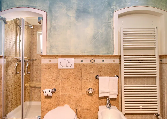 A Palazzo גאליאנו דל קאפו