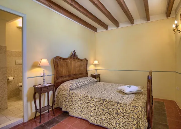 A Palazzo Nocleg ze śniadaniem 3*