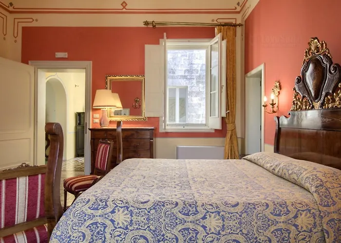 A Palazzo גאליאנו דל קאפו