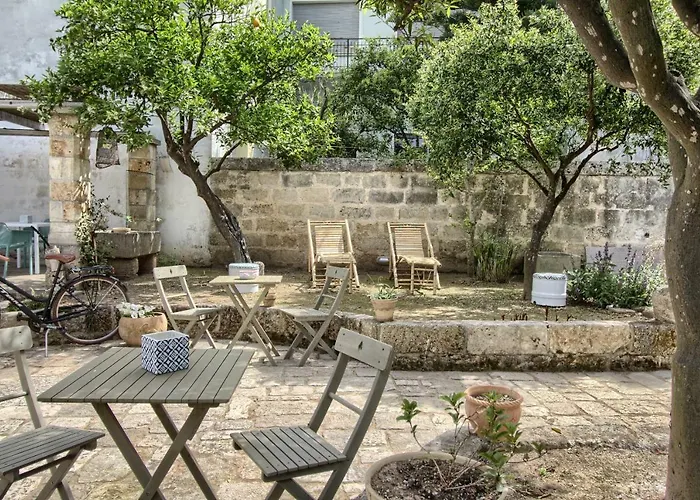 A Palazzo גאליאנו דל קאפו