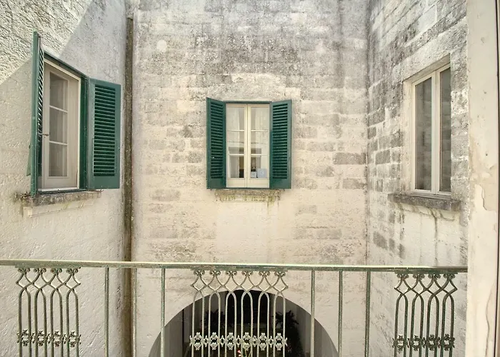 A Palazzo גאליאנו דל קאפו